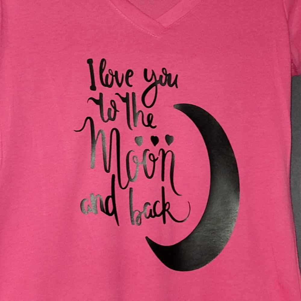 "I love you to the moon and back" tee - Picture 1 of 3